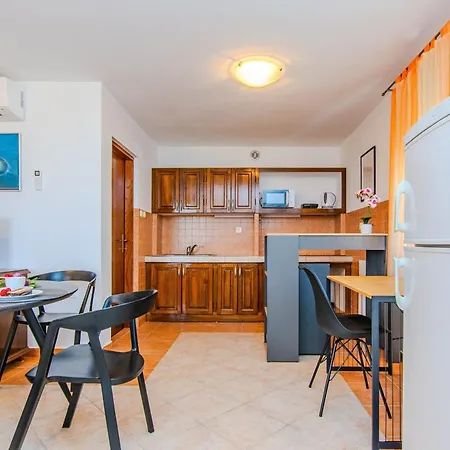 With Parking Space Privlaka, Zadar - 24611 * Privlaka (Zadar)