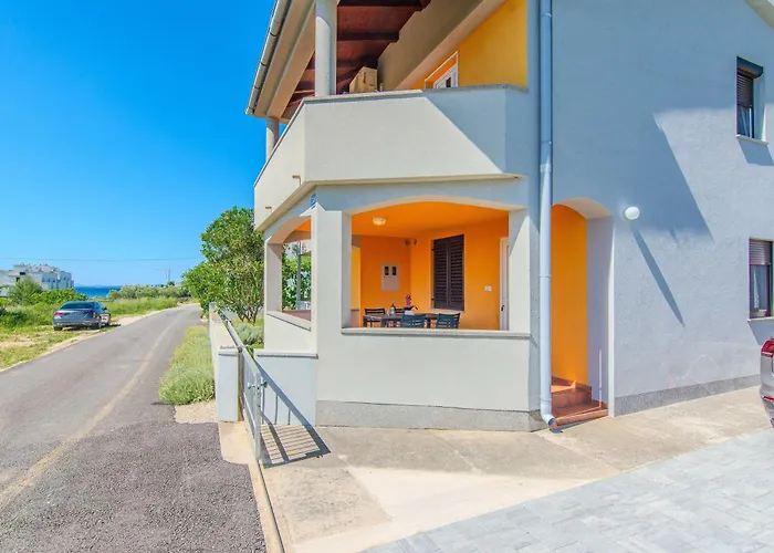 With Parking Space Privlaka, Zadar - 24611 بريفلاكا